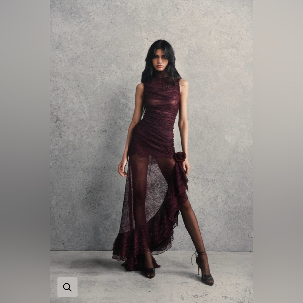 De La Vali Austere Maxi Dress in Maroon Lace - Size US0 Worn once!!! - Picture 4 of 7
